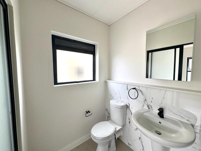 To Let 1 Bedroom Property for Rent in The Huntsman Western Cape